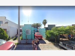 Casa en Ciudad Benito Juárez Centro, Juárez, Nuevo León
