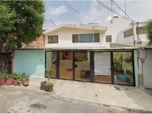 Casa en Vergel del Sur, Tlalpan, Ciudad de México