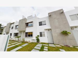 Casa en venta en Natura Playa del Carmen, Playa del Carmen — foto 3 de 5