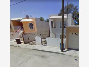 Casa en venta en Magisterial La Presa, Ensenada — foto 2 de 7