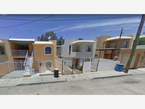 Casa en venta en Magisterial La Presa, Ensenada — foto 3 de 7