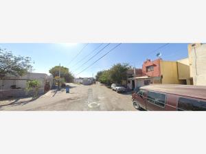 Casa en venta en Hacienda Real, Juárez — foto 2 de 7