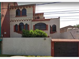 Casa en venta en Claveria, Azcapotzalco — foto 2 de 9