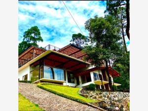 Casa en venta en Avandaro, Valle de Bravo — foto 2 de 20
