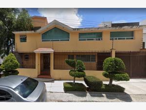 Casa en venta en Ciudad Brisa, Naucalpan de Juárez, México