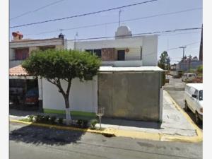 Casa en Rinconada del Paraíso, Tlalnepantla de Baz, México