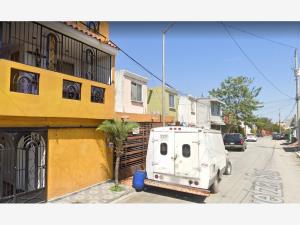 Casa en Valle Sur, Juárez, Nuevo León