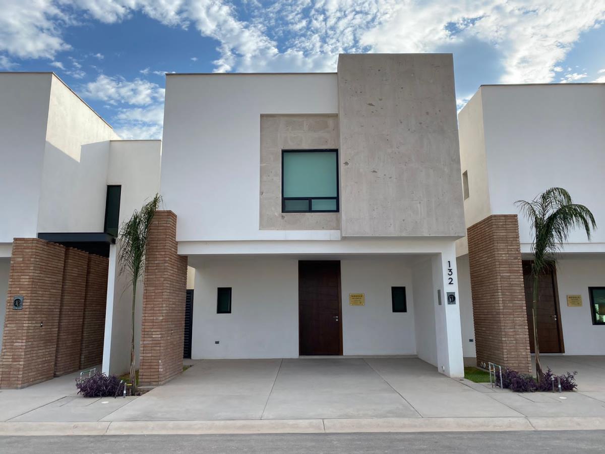Casa en venta en La Rioja Residencial, Torreón — foto 1 de 22