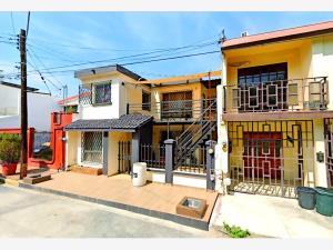 Casa en venta en Residencial la Española, Monterrey — foto 2 de 11