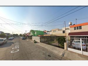 Casa en venta en Jardines Alcalde, Guadalajara — foto 3 de 12