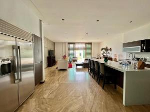 Casa en venta en Playas de Tijuana Sección Costa Azul, Tijuana — foto 2 de 31