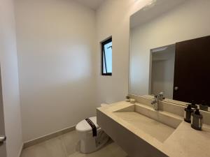 Casa en venta en La Rioja Residencial, Torreón — foto 2 de 22