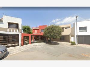 Casa en Paseo de Cumbres, Monterrey, Nuevo León