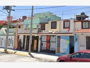 Casa en venta en Paseos Santín, Toluca — foto 2 de 6