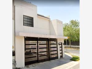 Casa en venta en Cumbres Madeira, Monterrey — foto 2 de 10