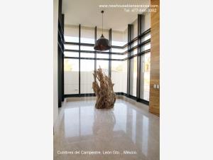 Casa en venta en Cumbres del Campestre, León — foto 2 de 20