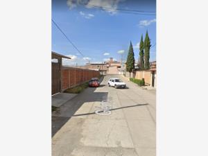 Casa en San Mateo Oxtotitlan, Toluca, México