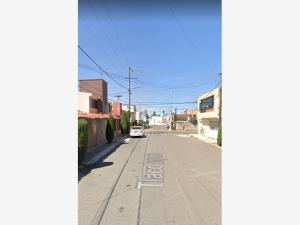 Casa en venta en Dr. Jorge Jiménez Cantú, Metepec — foto 2 de 10