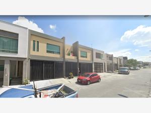 Casa en venta en Cima del Bosque, Monterrey — foto 2 de 6