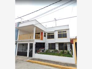 Casa en venta en El Coyol, Gustavo A. Madero, Ciudad de México
