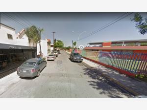 Casa en venta en Jardines de Casa Blanca, San Nicolás de los Garza — foto 3 de 6