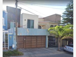 Casa en venta en Coto Del Rey, Zapopan — foto 2 de 11