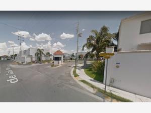 Casa en San Javier, Apodaca, Nuevo León