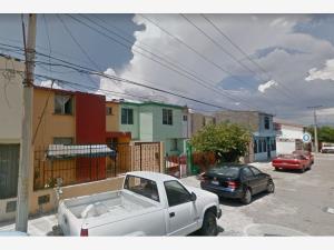 Casa en Valle de las Flores Infonavit, Saltillo, Coahuila de Zaragoza