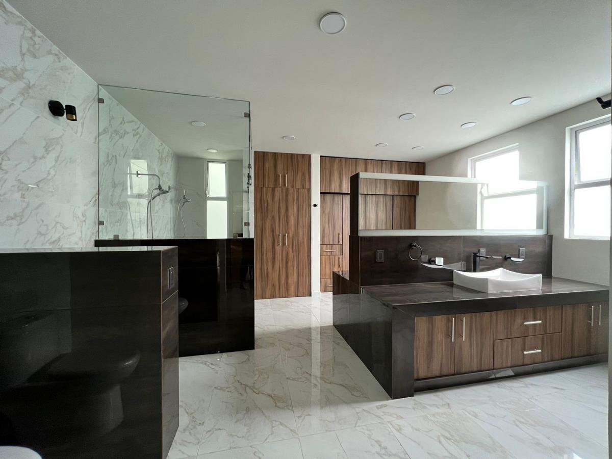 Casa en venta en Tres Marías, Morelia — foto 1 de 28