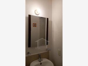 Casa en venta en Paseos del Bosque, Corregidora — foto 3 de 9