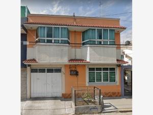 Casa en venta en Las Aguilas, Nezahualcóyotl — foto 2 de 9