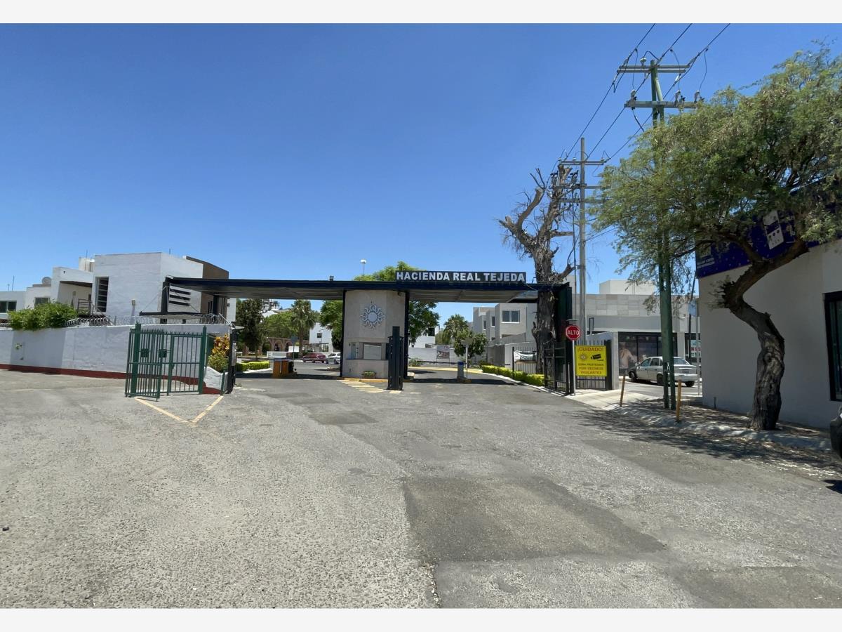 Terreno en venta en Hacienda Real Tejeda, Corregidora — foto 1 de 12