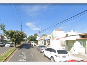 Casa en Las Aguilas, Zapopan, Jalisco