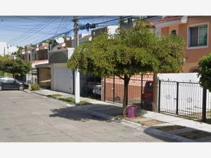 Casa en venta en Puerta del Sol, Zapopan — foto 3 de 26