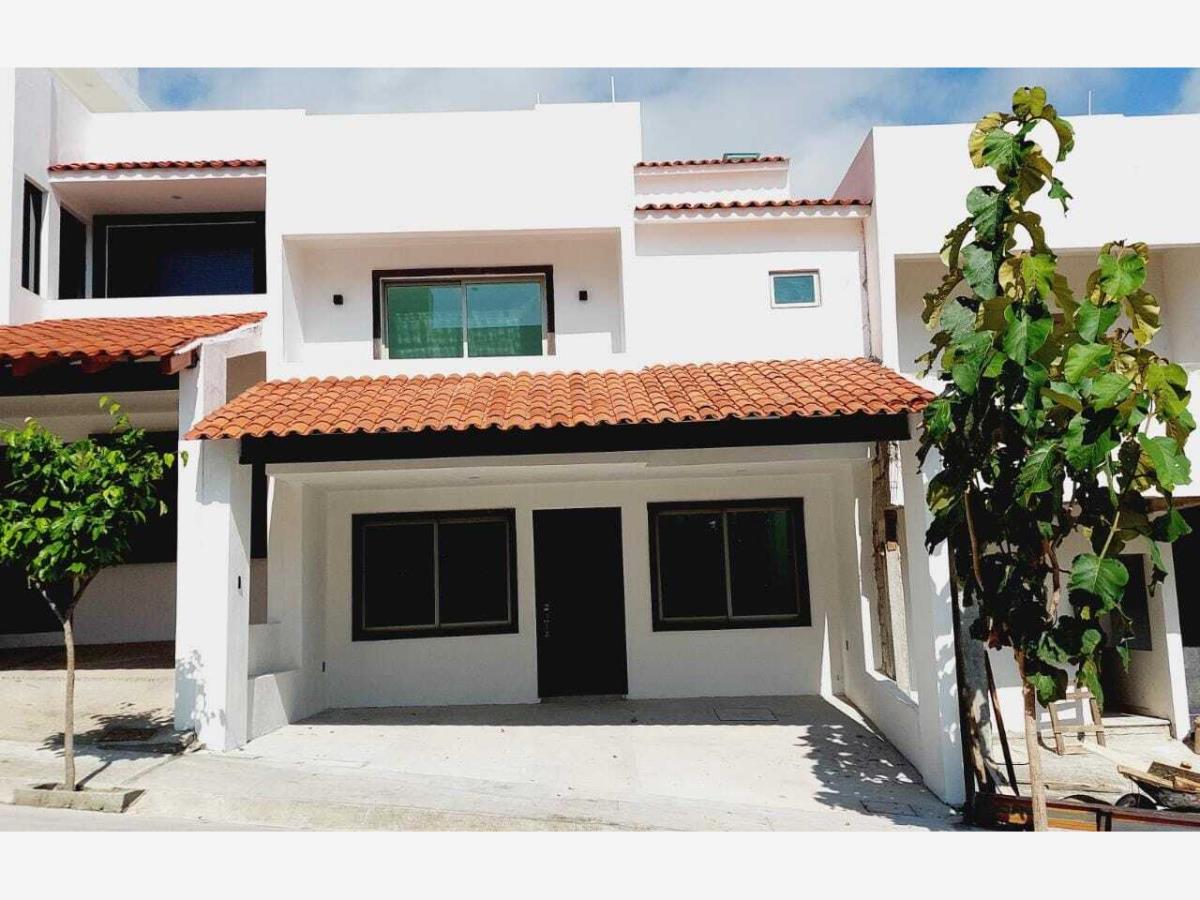 Casa en venta en Terranova Tuxtla, Tuxtla Gutiérrez — foto 1 de 36