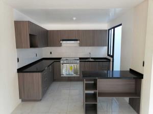 Casa en venta en Lomas de Tzompantle, Cuernavaca — foto 2 de 14