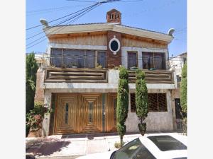 Casa en Martires de Rio Blanco, Gustavo A. Madero, Ciudad de México