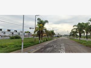Casa en venta en Jardines Del Edén, Tlajomulco de Zúñiga — foto 2 de 5