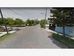Casa en venta en Villas del Sol, Tecomán — foto 3 de 6