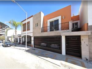 Casa en venta en Cumbres Elite, Monterrey — foto 2 de 8
