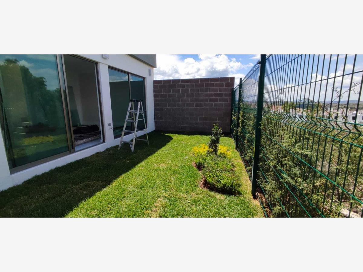 Casa en venta en Cañadas del Bosque, Morelia — foto 1 de 17