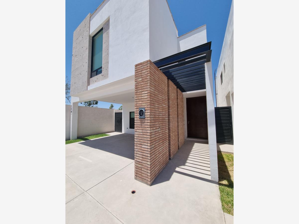 Casa en venta en La Rioja Residencial, Torreón — foto 1 de 28