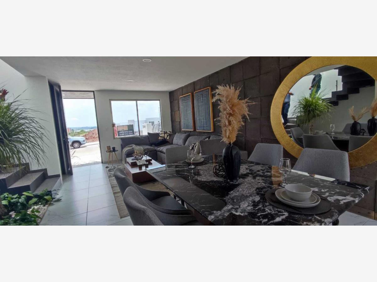 Casa en venta en Cañadas del Bosque, Morelia — foto 1 de 17