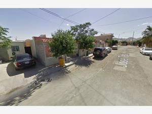 Casa en venta en Oasis Revolución, Juárez — foto 2 de 11