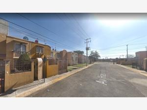 Casa en venta en Santiago Teyahualco, Tultepec — foto 2 de 6