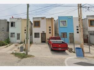 Casa en Balcones de Alcala, Reynosa, Tamaulipas