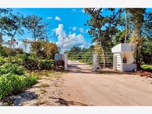 Terreno en venta en Quintana Roo, Quintana Roo, Yucatán