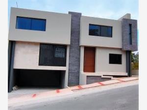 Casa en Club de Golf la Loma, San Luis Potosí, San Luis Potosí