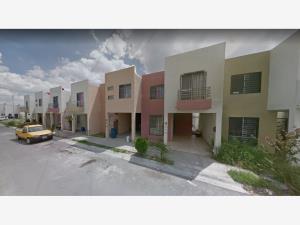 Casa en Renaceres, Apodaca, Nuevo León