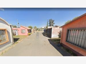 Casa en venta en La Arbolada Plus, Tlajomulco de Zúñiga — foto 2 de 5